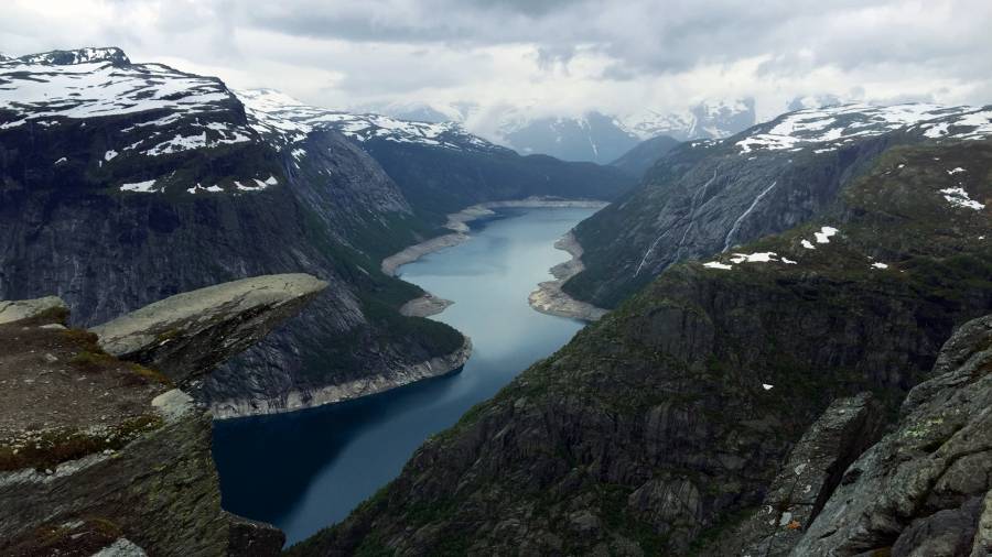 Click to view full size Trolltunga.png